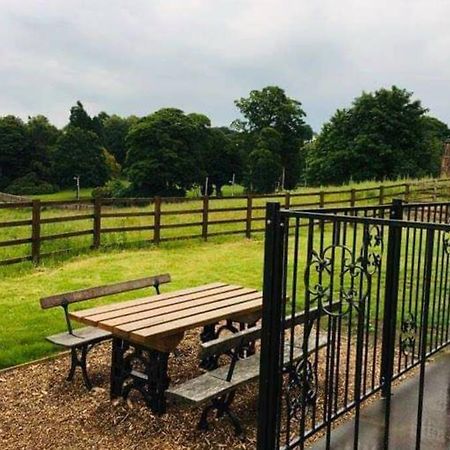 Malthouse Farm Cottage Carriage Dilhorne 外观 照片