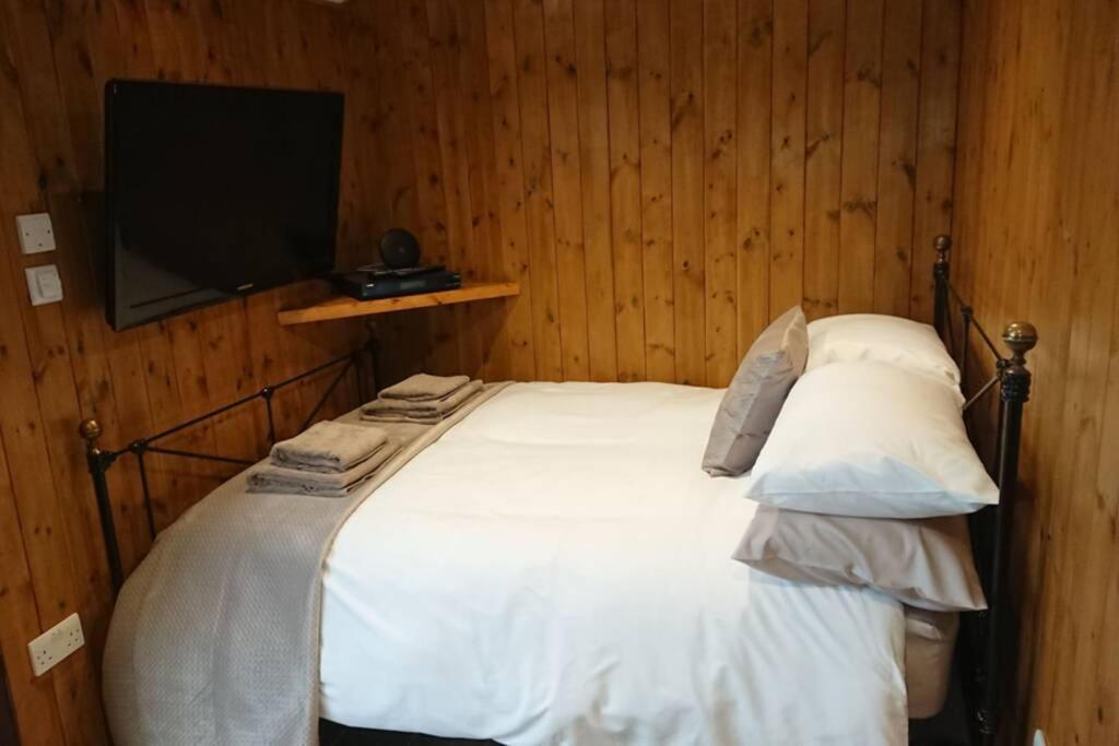 Malthouse Farm Cottage Carriage Dilhorne 外观 照片
